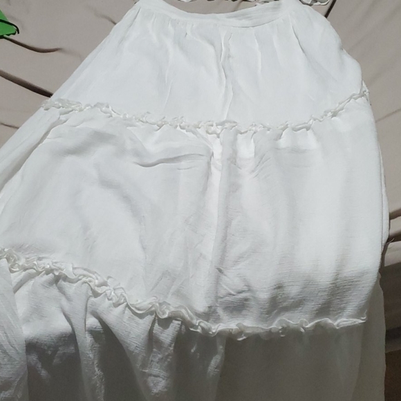 Set - Picture 2 of 3